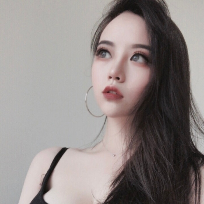 HEYZO-1392不断的操这美丽的色情身体吧！